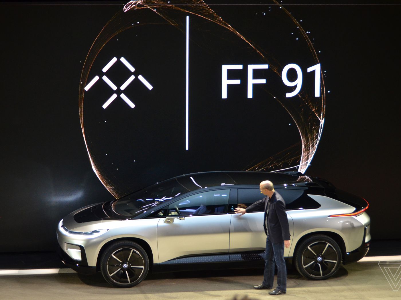 آمار فروش خودروی FF91 فارادی فیوچر در نمایشگاه CES 2017