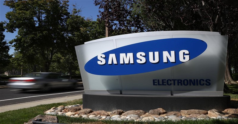 شرکت سامسونگ تولید انبوه اولین حافظه انبورد 512 گیگابایتی خود را آغاز کرد